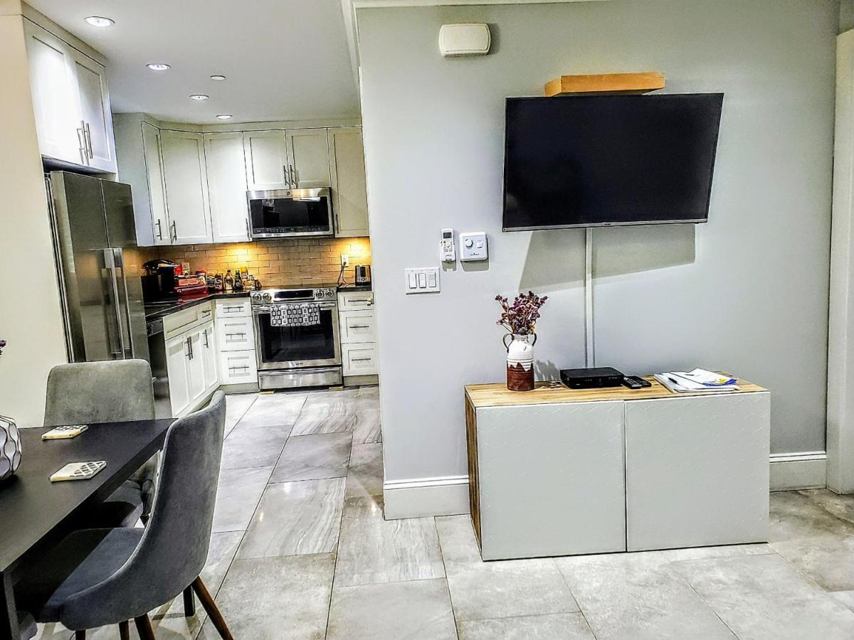 New Urban Modern Main Street House Villa Vancouver Ngoại thất bức ảnh
