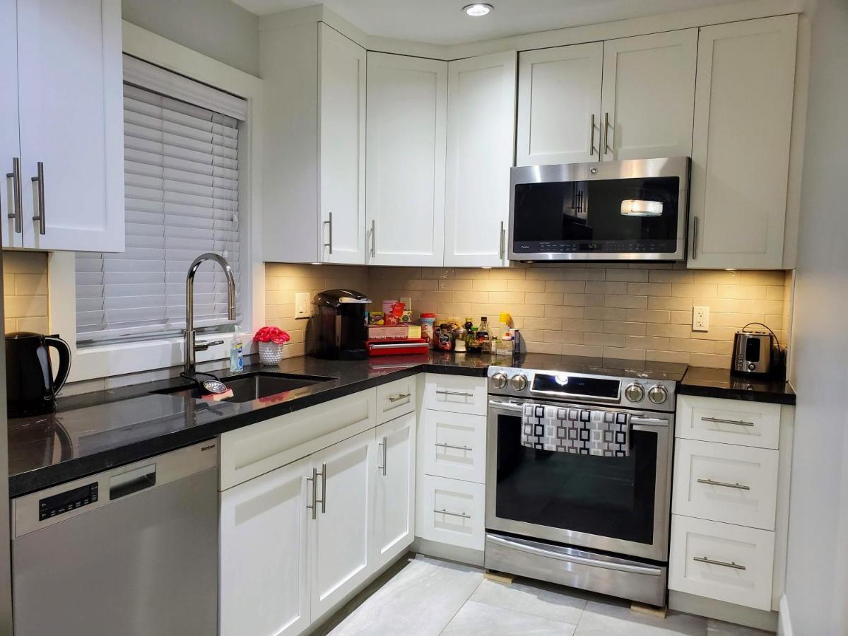 New Urban Modern Main Street House Villa Vancouver Ngoại thất bức ảnh