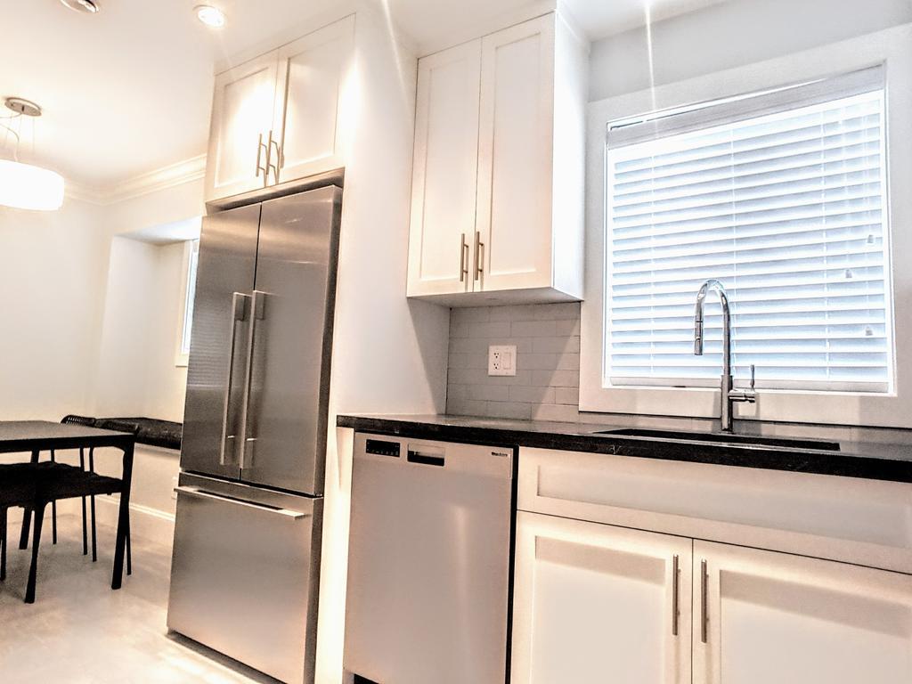 New Urban Modern Main Street House Villa Vancouver Ngoại thất bức ảnh